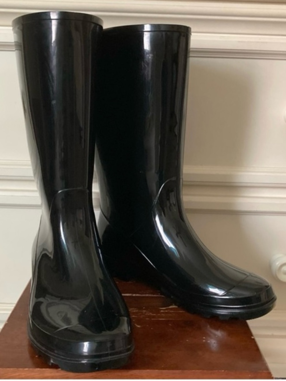 Time and Tru Glossy Black Knee-High Rain Boots